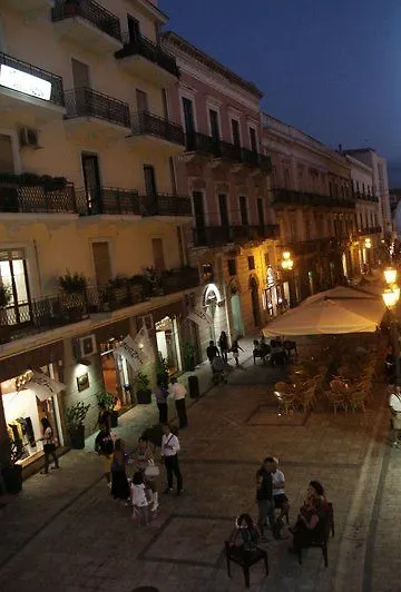 מילאצו Hotel Medici