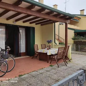  Apartment Villaggio Cristina Italien