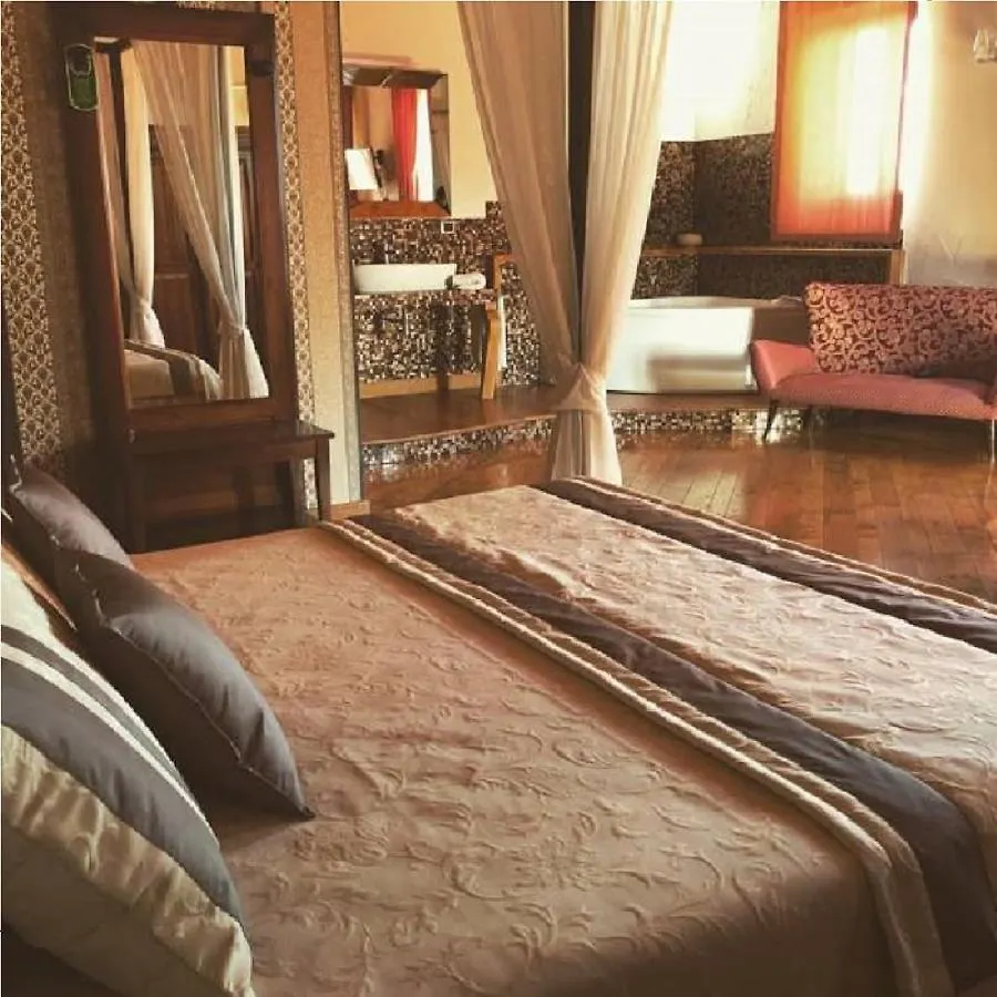 Hotel Medici ميلاتسو 3*,