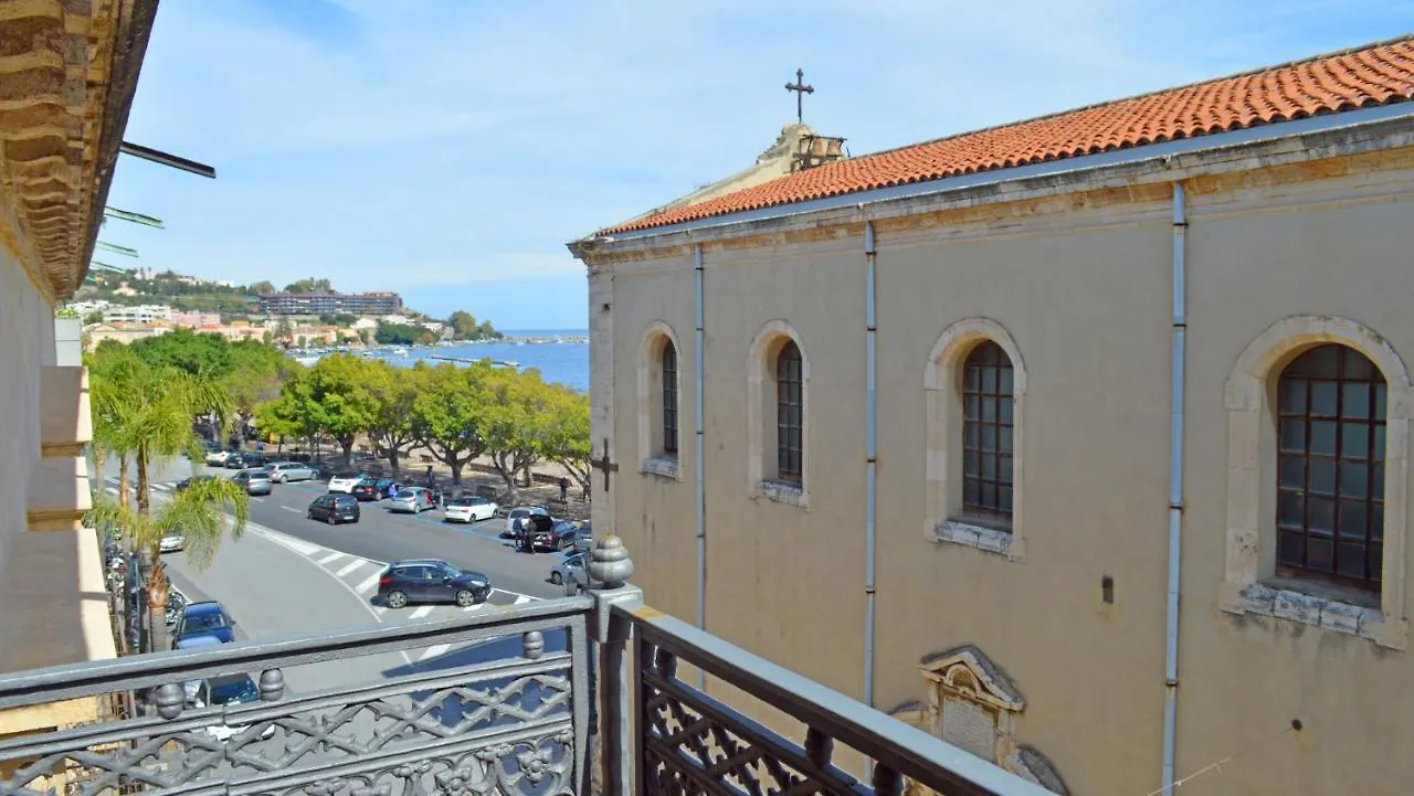 Hotel Medici ميلاتسو