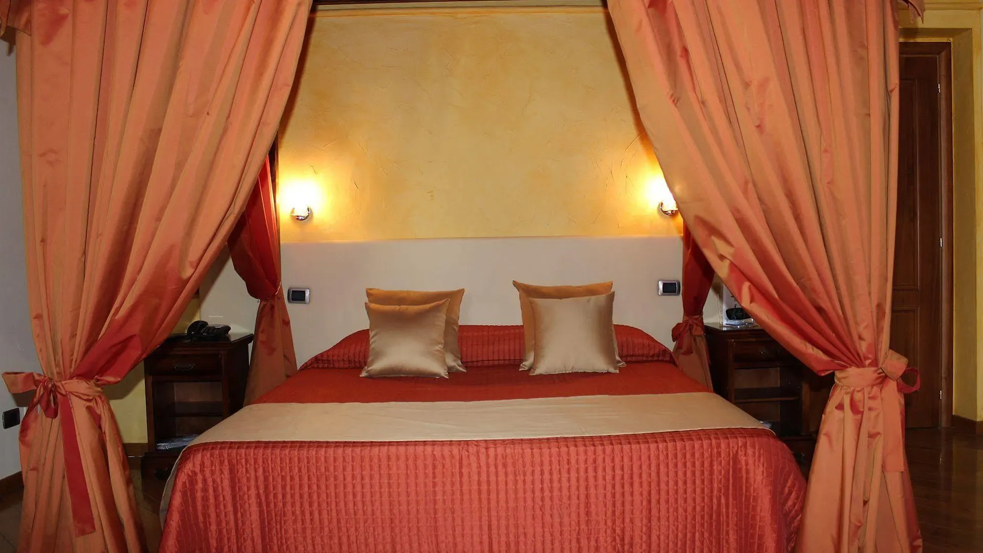 Hotel Medici ميلاتسو