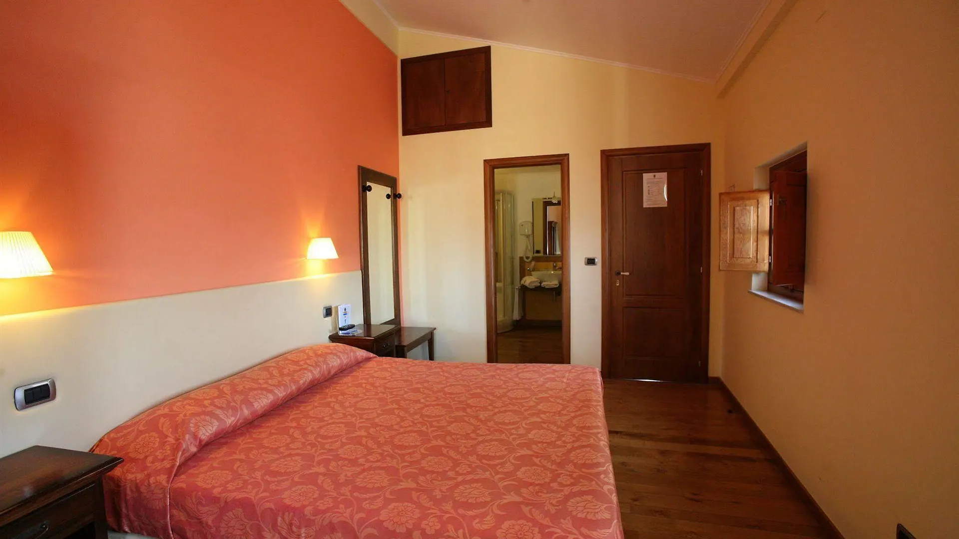 Hotel Medici ميلاتسو إيطاليا